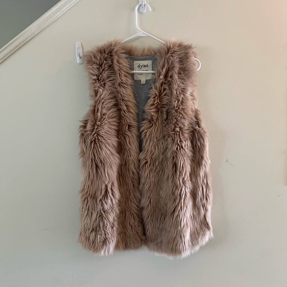 Dylan Faux Fur Vest size XL